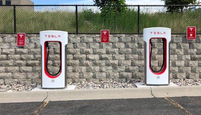 Tesla supercharger